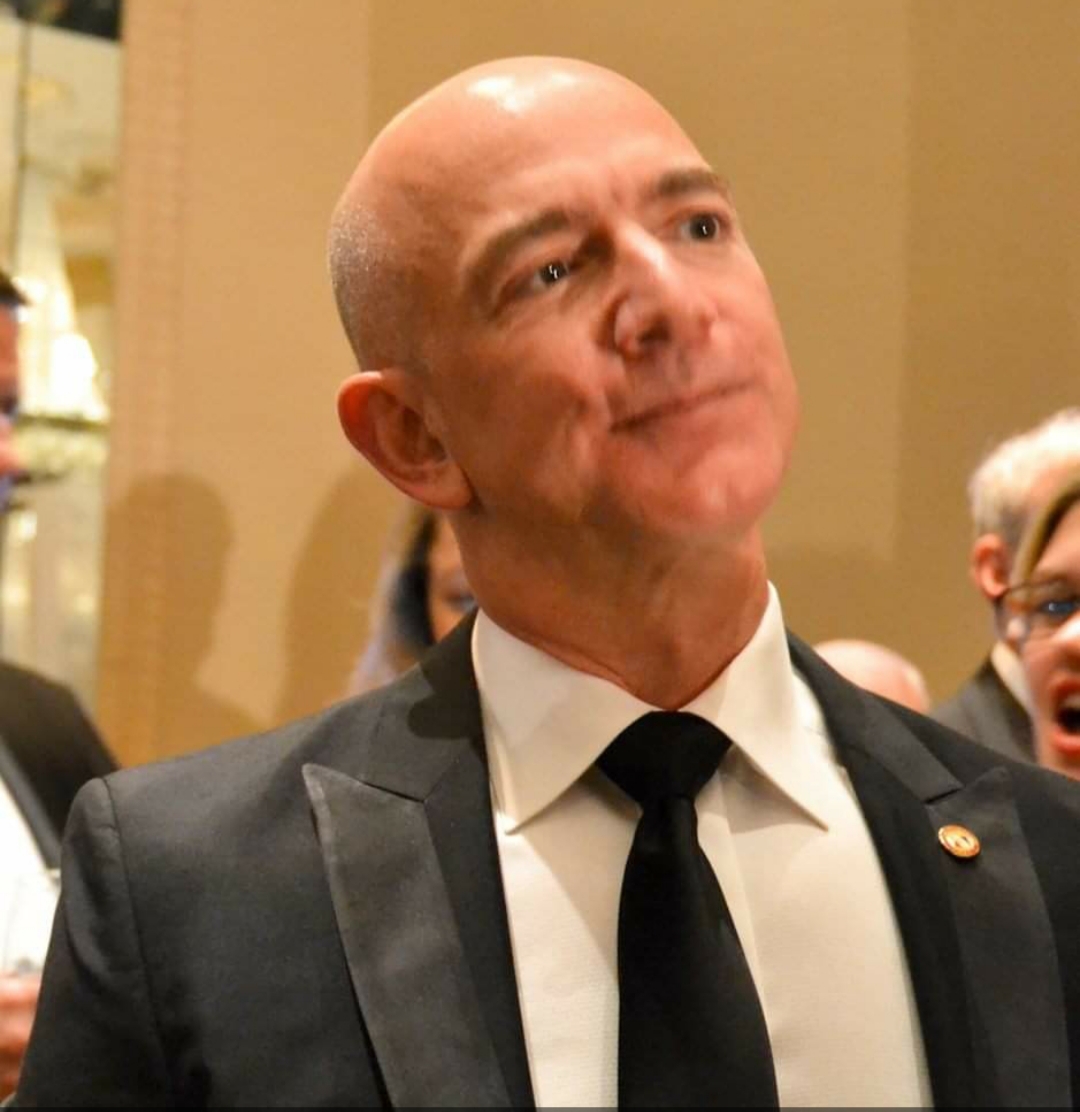 Jeff Bezos 
