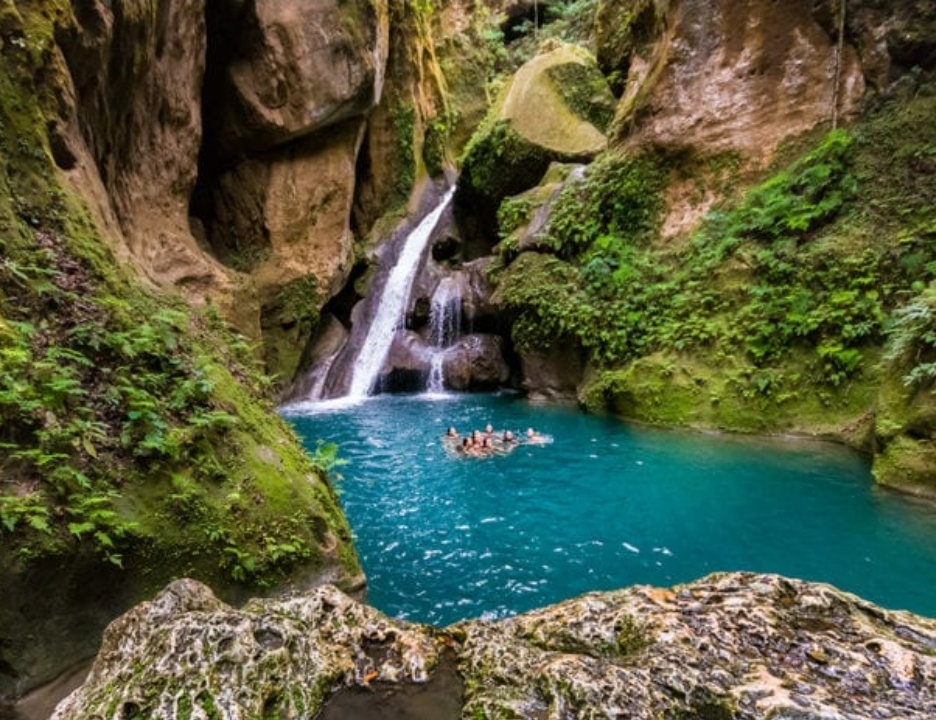 Bassein Bleu ( Jacmel) 