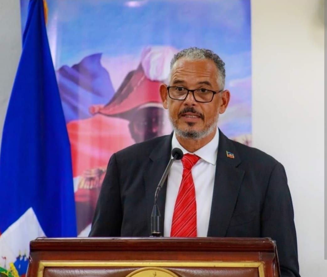 Alix Didier Fils-Aimé, premier ministre 