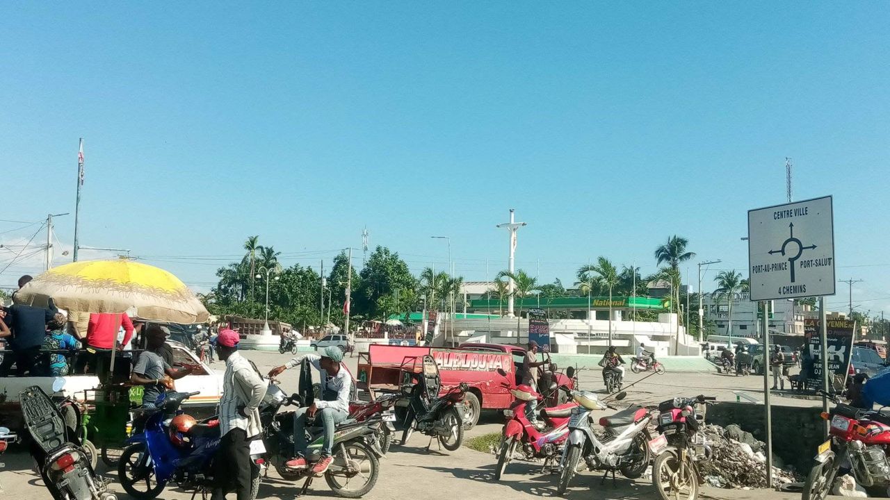 4 chemins, aux Cayes 