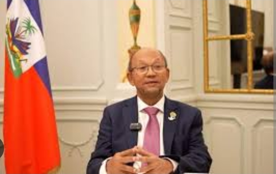 Leslie Voltaire, conseiller-président  