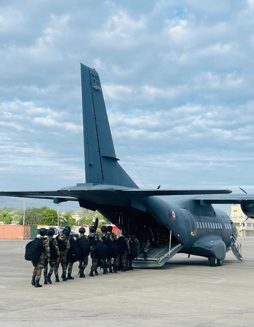  25 soldats des FAd’H partent en formation en Martinique 