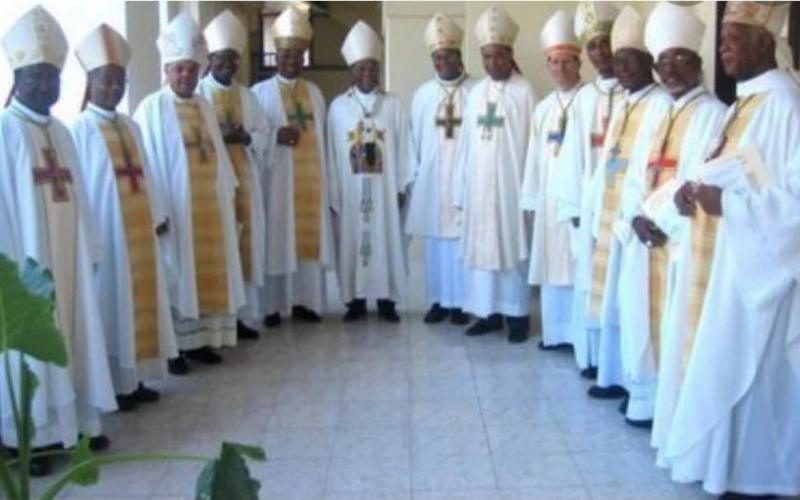 Conférence Episcopale ( CEH) 