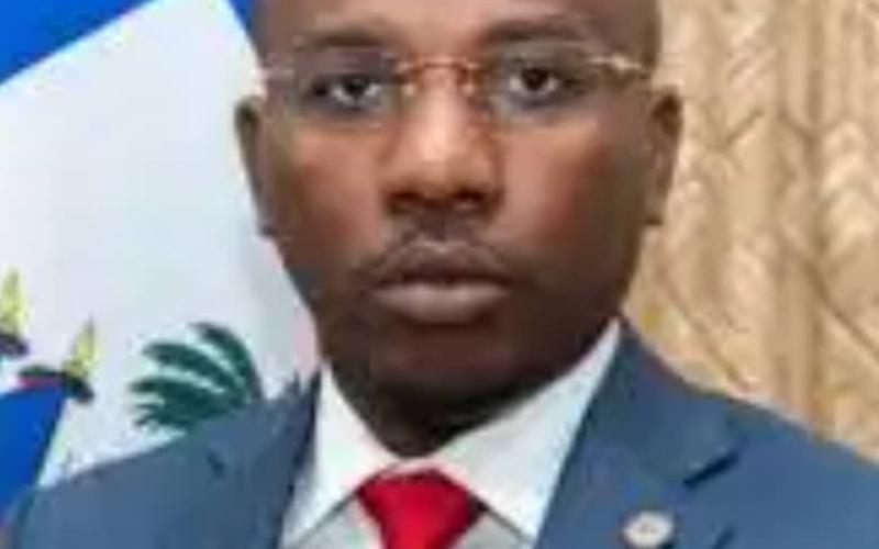 Le PM a.i Claude Joseph 