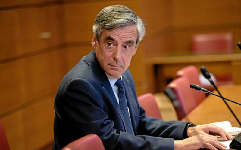 © JEANNE ACCORSINI/SIPA