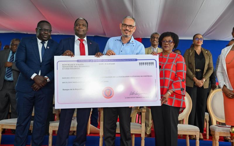 Alix Didier Fils-Aimé, premier ministre 