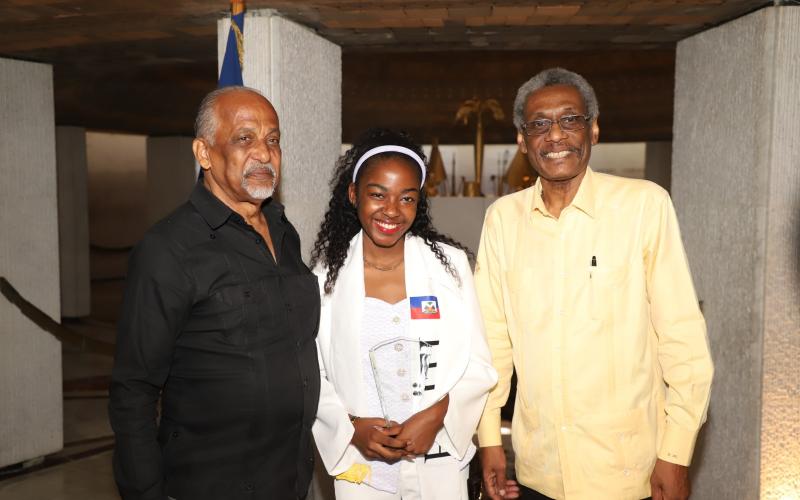 Ariana Milagro Lafond honorée par le ministre de la culture 