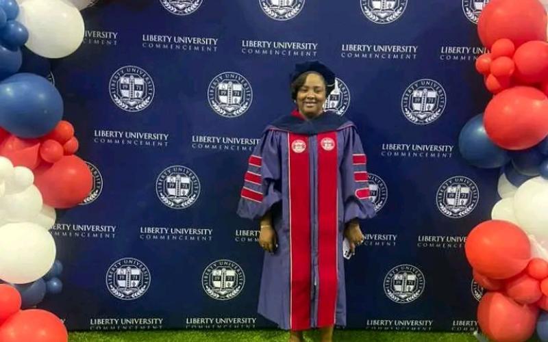 Sandra Paulemon obtient son doctorat à Liberty University 