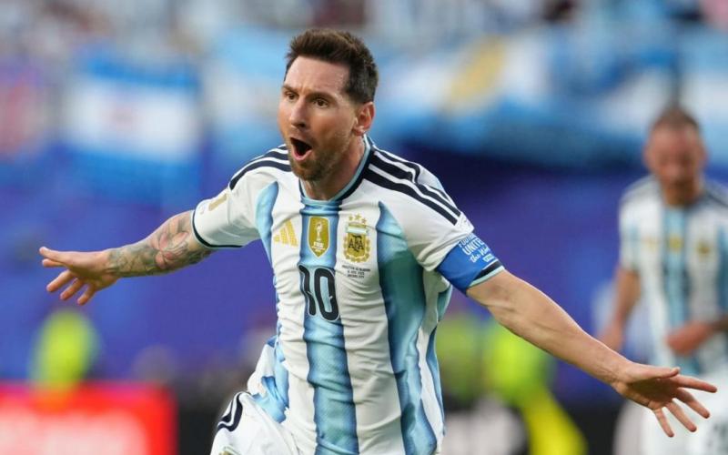 Lionel Messi signe son premier triplé en Mondial
