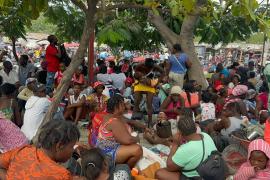 Des habitants en détresse fuient la Plaine-du-Cul-de-Sac